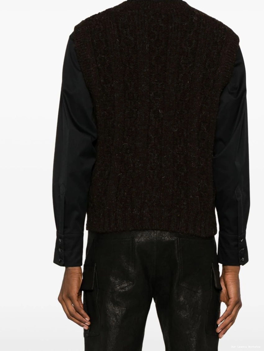 How to shop online OUR wool vest LEGACY cable-knit V-neck Men 0209