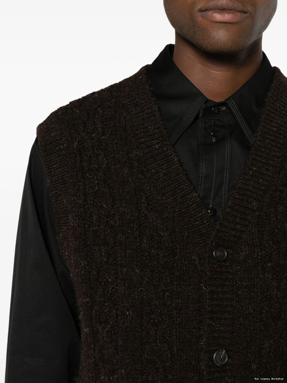 How to shop online OUR wool vest LEGACY cable-knit V-neck Men 0209